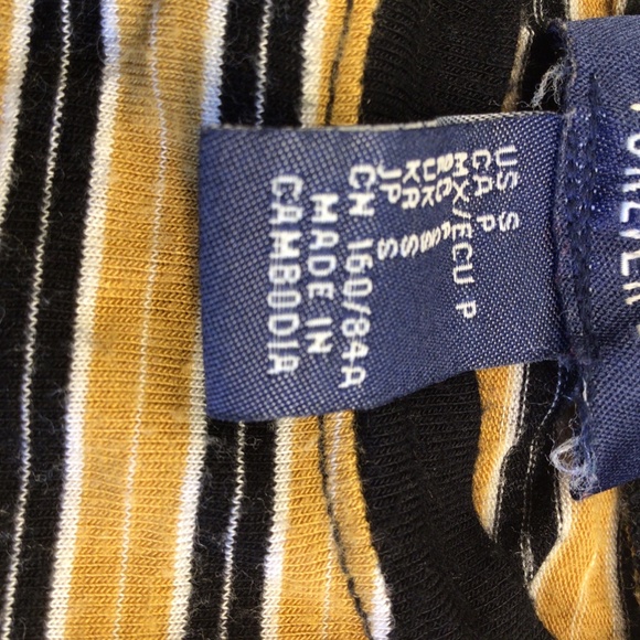 Shirt - Picture 2 of 4